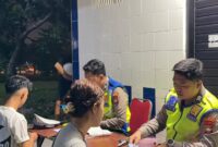 Satlantas Polresta Barelang tindak pelanggar lalu lintas pada Jumat (4/9/2026). Foto:Humas Polresta Barelang