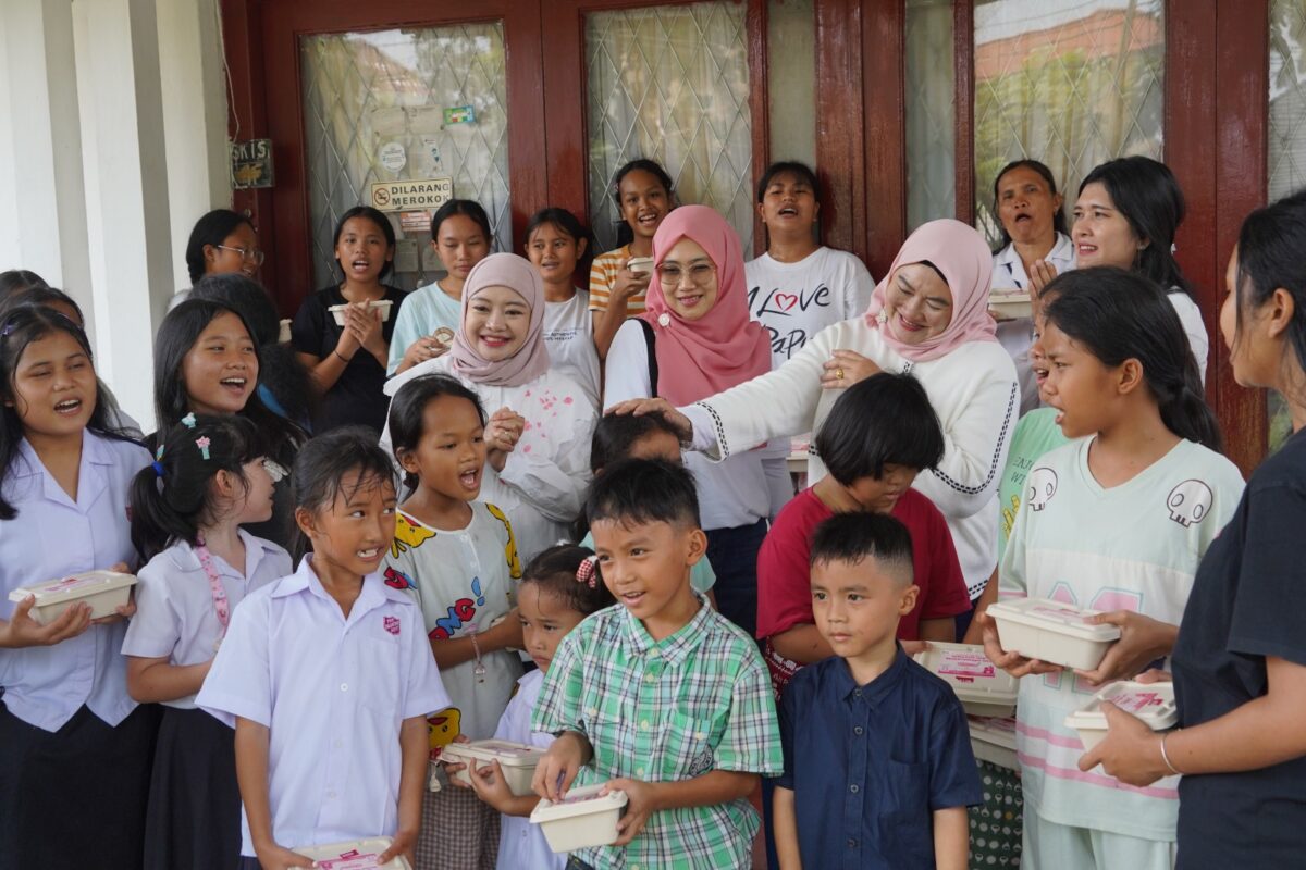 Pertamina Patra Niaga Regional Sumbagut menggelar aksi memasak bersama di Lapangan Merdeka Medan, Minggu (6/9/2026). Foto:Istimewa