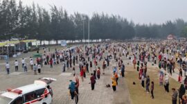 Rangkaian GENCARKAN berlangsung di Alun-alun Pantai Piwang, Natuna, Minggu (6/9/2026). Foto:OJK Kepri
