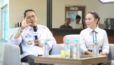 Wali Kota Batam Amsakar dan Wakil Wali Kota Batam Li Claudia. Foto:Diskominfo