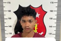 Terduga pelaku saat ditangkap polisi. Foto:Istimewa
