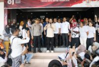Wali Kota Batam Amsakar Achmad saat menerima buruh PT Ghim Li, Rabu (16/9/2026). Foto:Istimewa