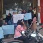 Warga Kampung Tua Dapur 12, RT 02/RW 09, Kecamatan Sagulung, Batam, mendatangi Kantor Cabang Air Batam Hilir (ABH) Batuaji, Kamis (17/9/2026). Foto:Istimewa
