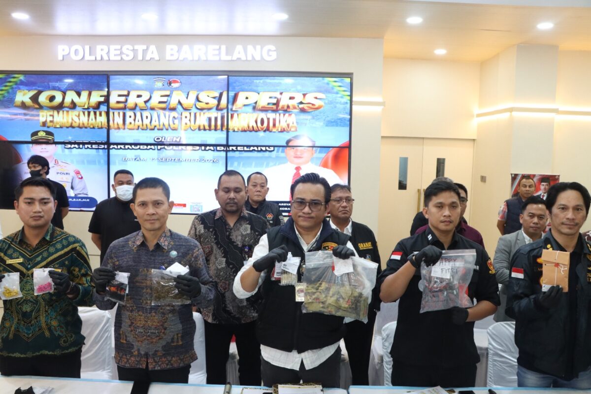 Polisi tunjukkan barang bukti narkoba yang akan dimusnahkan, Kamis (17/9/2026). Foto:Istimewa