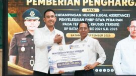 Kepala BP Batam Amsakar Achmad dan Kepala Kejaksaan Negeri Batam, Senin (21/9/2026). Foto:Istimewa
