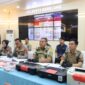 Polresta Barelang mengungkap praktik pemalsuan tersebut dalam konferensi pers di Lobby Mapolresta Barelang, Jumat (25/9/2026). Foto:Istimewa