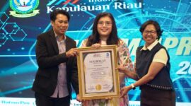 AMSI Kepri menyerahkan apresiasi tersebut dalam malam Apresiasi HUT ke-5 AMSI Kepri di Nite & Day Laguna Hotel Tanjungpinang, Sabtu (26/9/2026). Foto:Istimewa
