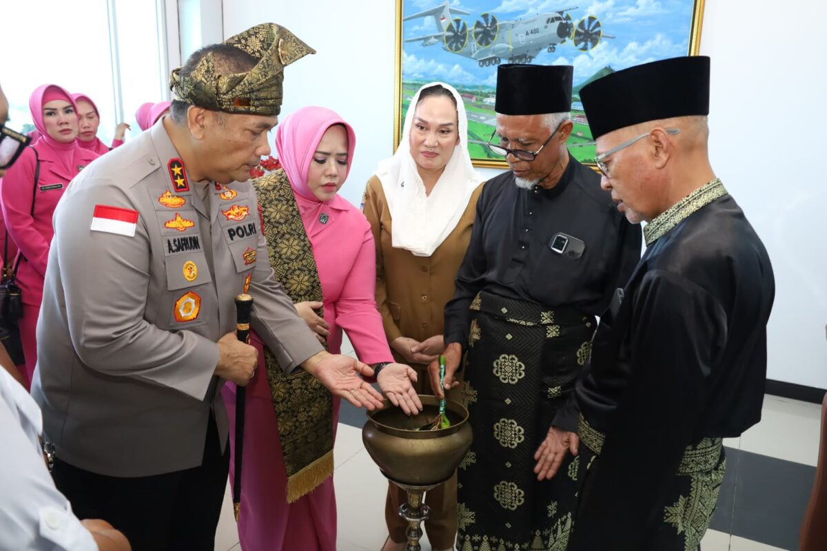 Kapolda Kepri Irjen Pol Asep Safrudin saat melakukan kunjungan kerja ke Kabupaten Natuna, Selasa (29/9/2026). Foto:Humas Polda Kepri