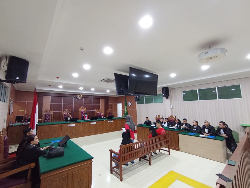 Sidang pembaca pledoi Terdakwa Wilson di Pengadilan Negeri Batam, Rabu (9/9/2026). Foto:Rega/matapedia