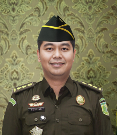Kepala Seksi Intelijen Kejari Batam, Gustian. Foto:Istimewa