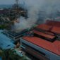 Asap hitam tiba-tiba membubung dari atap gedung bagian belakang Kantor Pelayanan Utama Bea dan Cukai Tipe B Batam di Batu Ampar, Kamis (3/9/2026). Foto:Istimewa