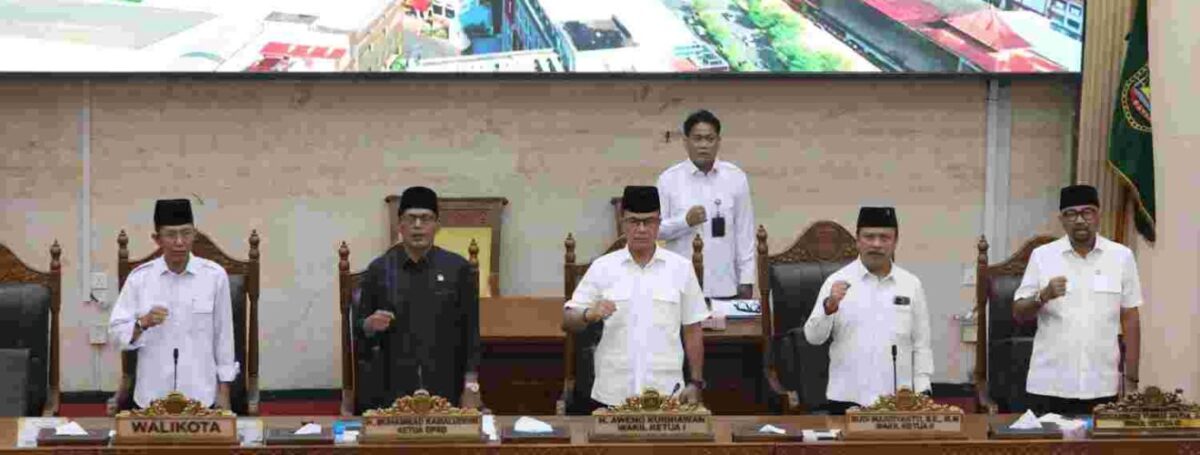 Paripurna DPRD Kota Batam bersama Wali Kota Batam Amsakar Achmad, Rabu (7/10/2026). Foto:Istimewa