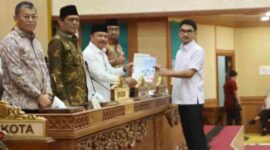 DPRD Batam menggelar rapat paripurna. Foto:istimewa