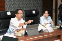 Kepala BP Batam Amsakar Achmad dan Wakil Kepala BP Batam Li Claudia. Foto:Istimewa