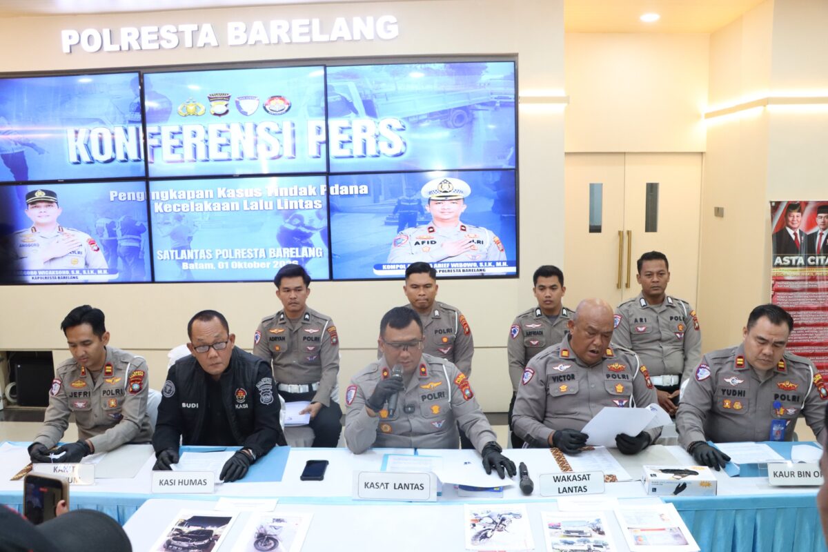 Kasat Lantas Polresta Barelang Kompol Afiditya Arief Wibowo saat jumpa pers di Polresta Barelang, Kamis (1/10/2026). Foto:Istimewa
