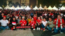 Dataran Engku Putri, Batam Center, berubah menjadi lautan euforia setelah Tim Nasional Indonesia memastikan gelar juara FIFA ASEAN Cup 2026.  Foto:Istimewa