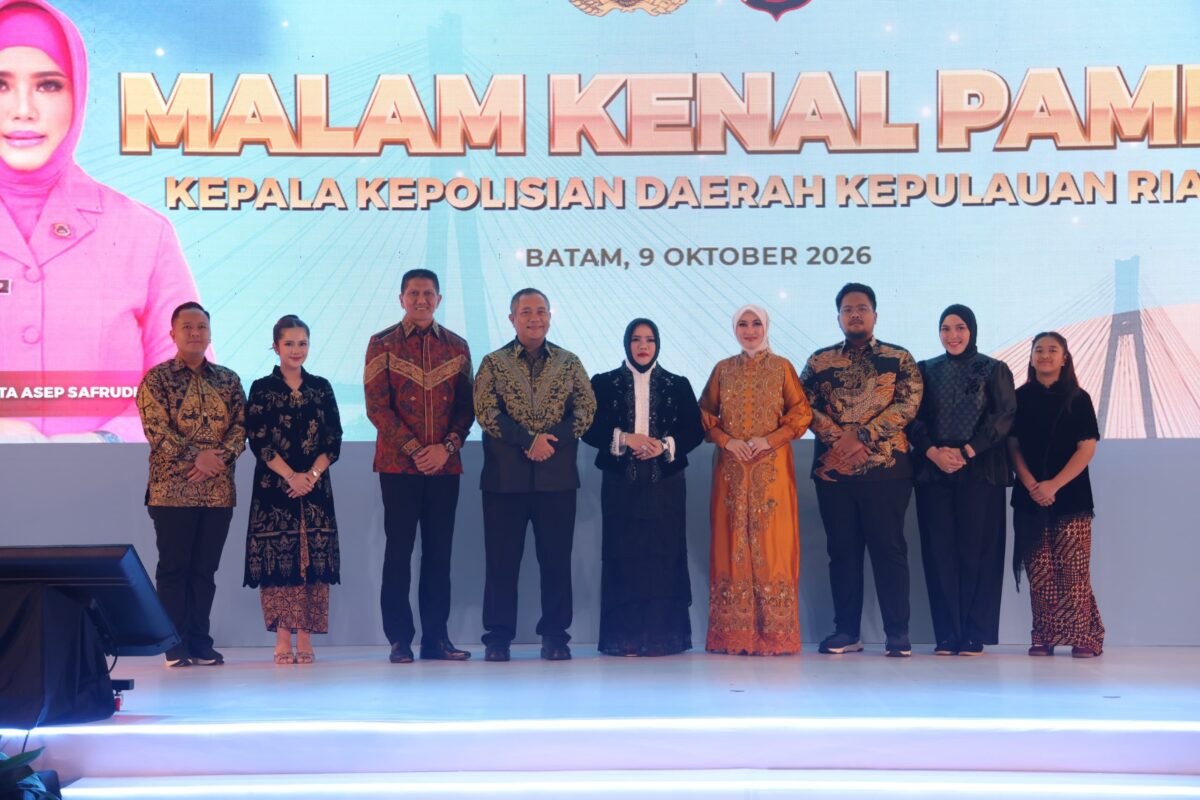 Suhendri dalam acara kenal pamit bersama Kabareskrim Polri Komjen Pol Asep Safrudin di Grand Ballroom Radisson Hotel, Batam, Jumat (9/10/2026). Foto:Humas Polda Kepri