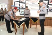 Kapolda Kepulauan Riau (Kepri) Irjen Pol Suhendri merotasi tujuh pejabat utama di lingkungan Polda Kepri, Kamis (15/10/2026). Foto:Humas Polda Kepri
