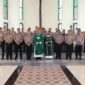 Wakapolda Kepri Brigjen Pol Anom Wibowo mengajak jemaat Gereja Katolik Santo Fransiskus Asisi Batam memperkuat komunikasi dengan polisi dan menjaga keamanan lingkungan melalui Minggu Kasih, Minggu (18/10/2026). Foto:Dok. Humas Polda Kepri